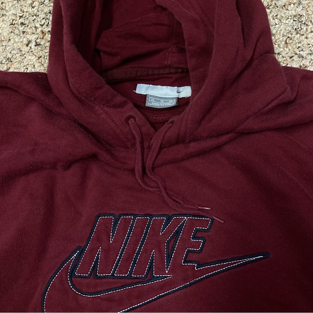 vintage y2k nike embroidered hoodie maroon/burgundy size XL (fits L-XL) swoosh